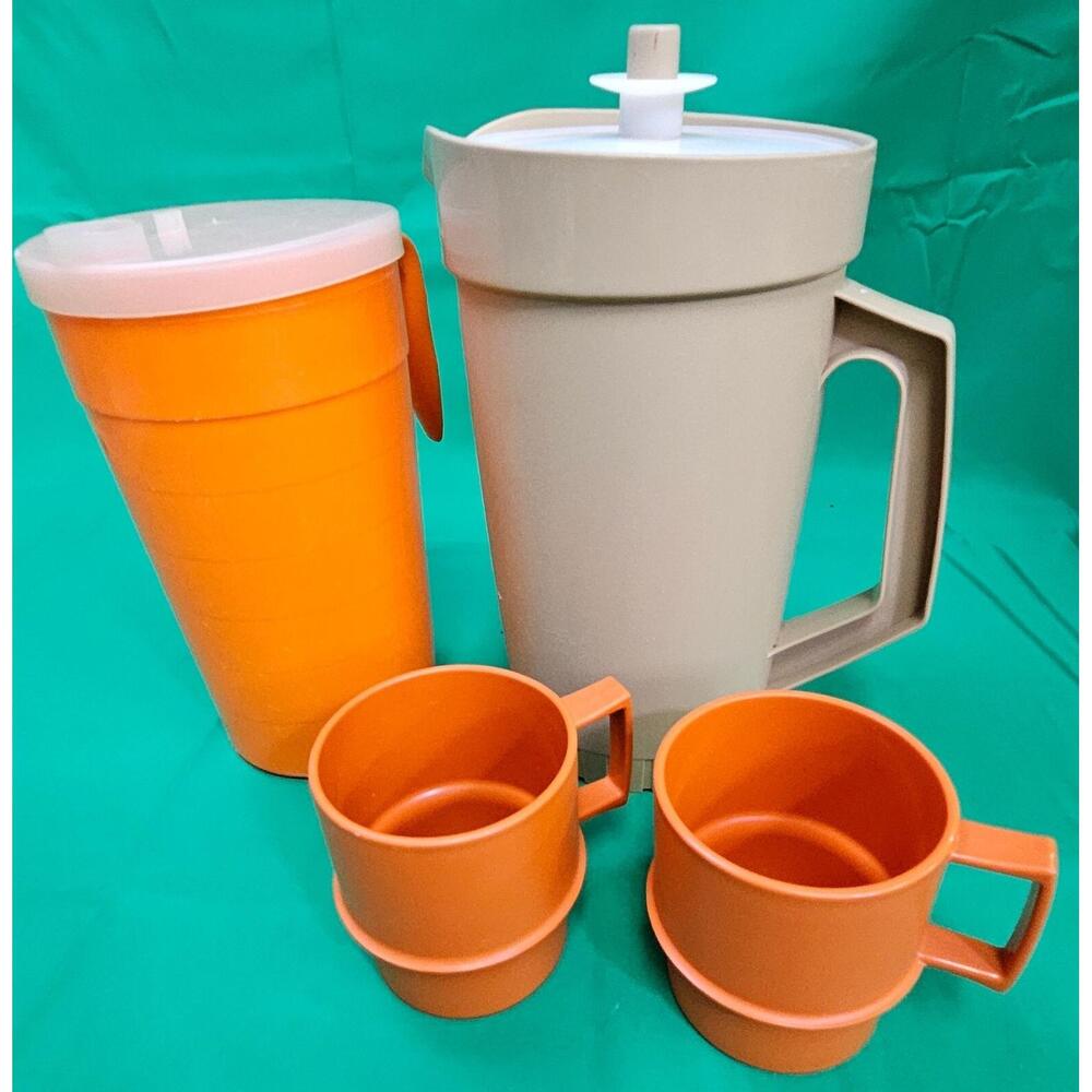 Vtg Tupperware 1 QT Pitcher w Push Button Lid 800-6 2‎ Orange Cups Pitcher Lot